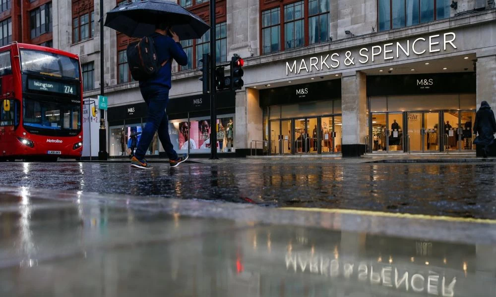 Κρίση στην ένδυση: Για πρώτη φορά ζημίες μετά από 94 χρόνια η Marks & Spencer